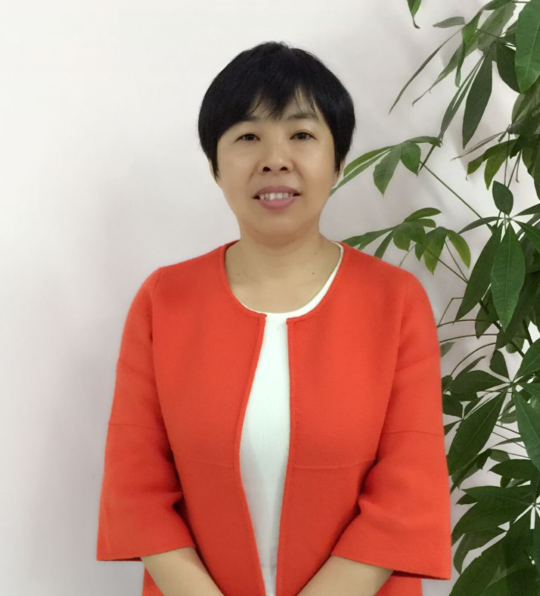 翁振美