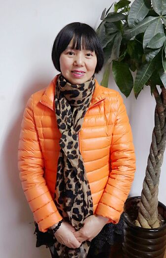 黄文英
